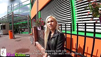 Amateur-Mädchen auf oma rita sex