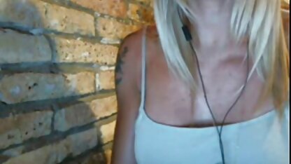 Der BH in bar Spanien sex mit opa video