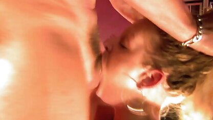 Blonde ist Kehle porno privat swinger