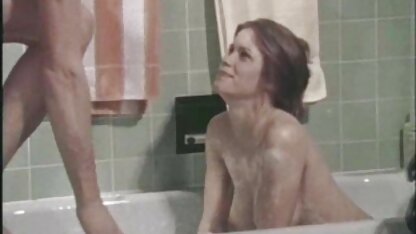Anal Whirlpool reife grosse brüste