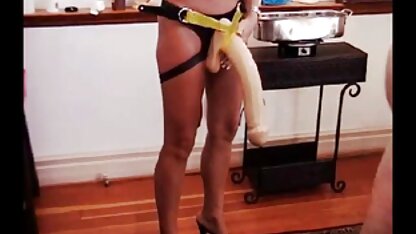 Greman Herrin lisa Berlin des Sklaven mit Sicherheitsgurt. porno gratis thai