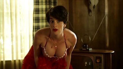 Gaby Hoffmann. reife frauen mit großen busen